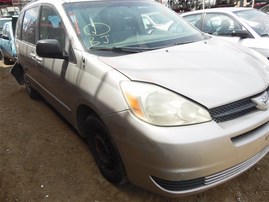 2005 Toyota Sienna Silver 3.3L AT 2WD #Z22823